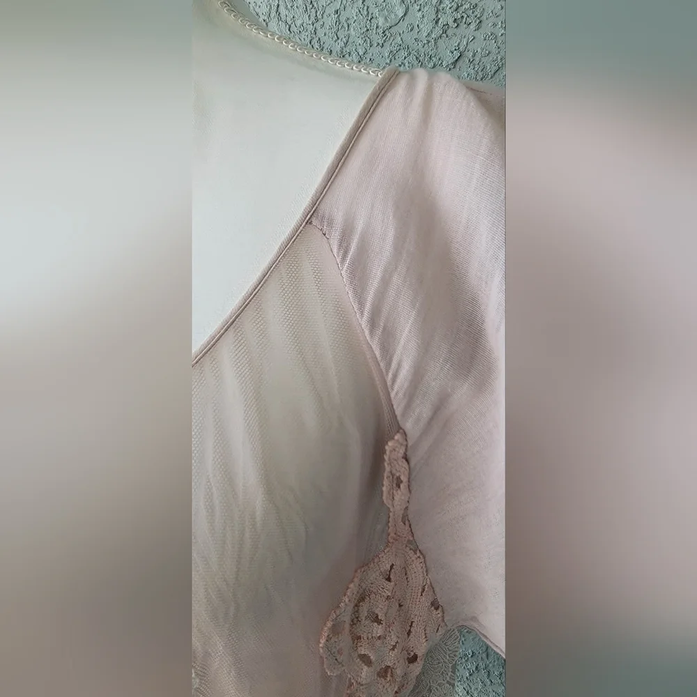 4 Love And Liberty Elegant Lace Top in Soft Pink - Picture 4 of 16